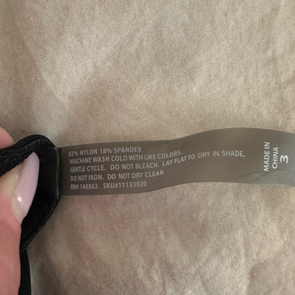 NWT Torrid Scalloped Edge Swim Top - Picture 10 of 14